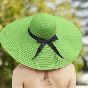 Wide Brim Sun Hat Solid Color Bowknot Strap
Breathable Straw Hat Lightweight